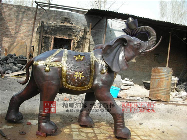 銅象生產(chǎn)廠(chǎng).jpg