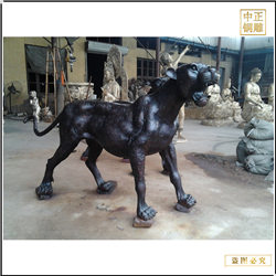 金錢(qián)豹銅雕塑鑄造廠