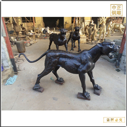 景觀(guān)金錢(qián)豹雕塑鑄造廠(chǎng)